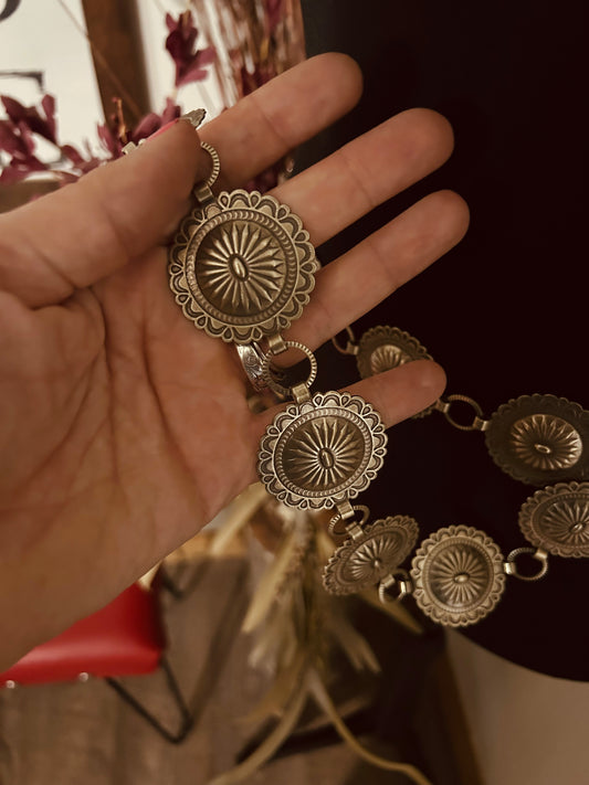 Medium Round Link Concho Belt