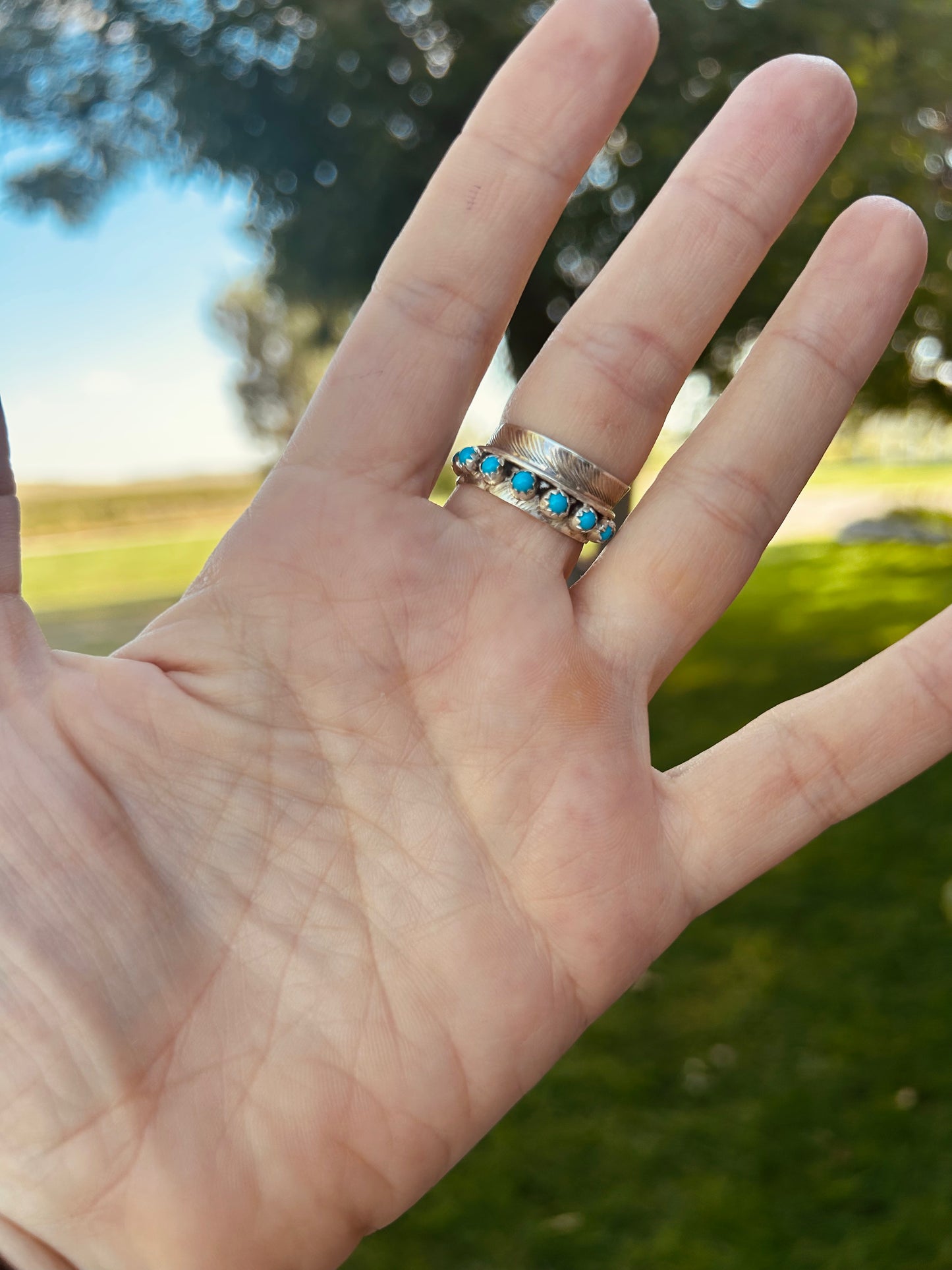 Adjustable Feather Ring