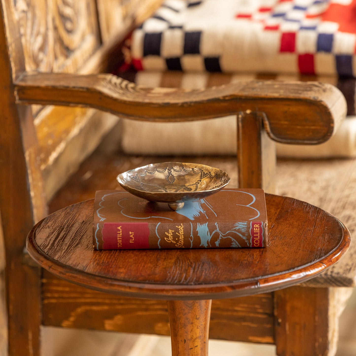 Round Tabletop Dish