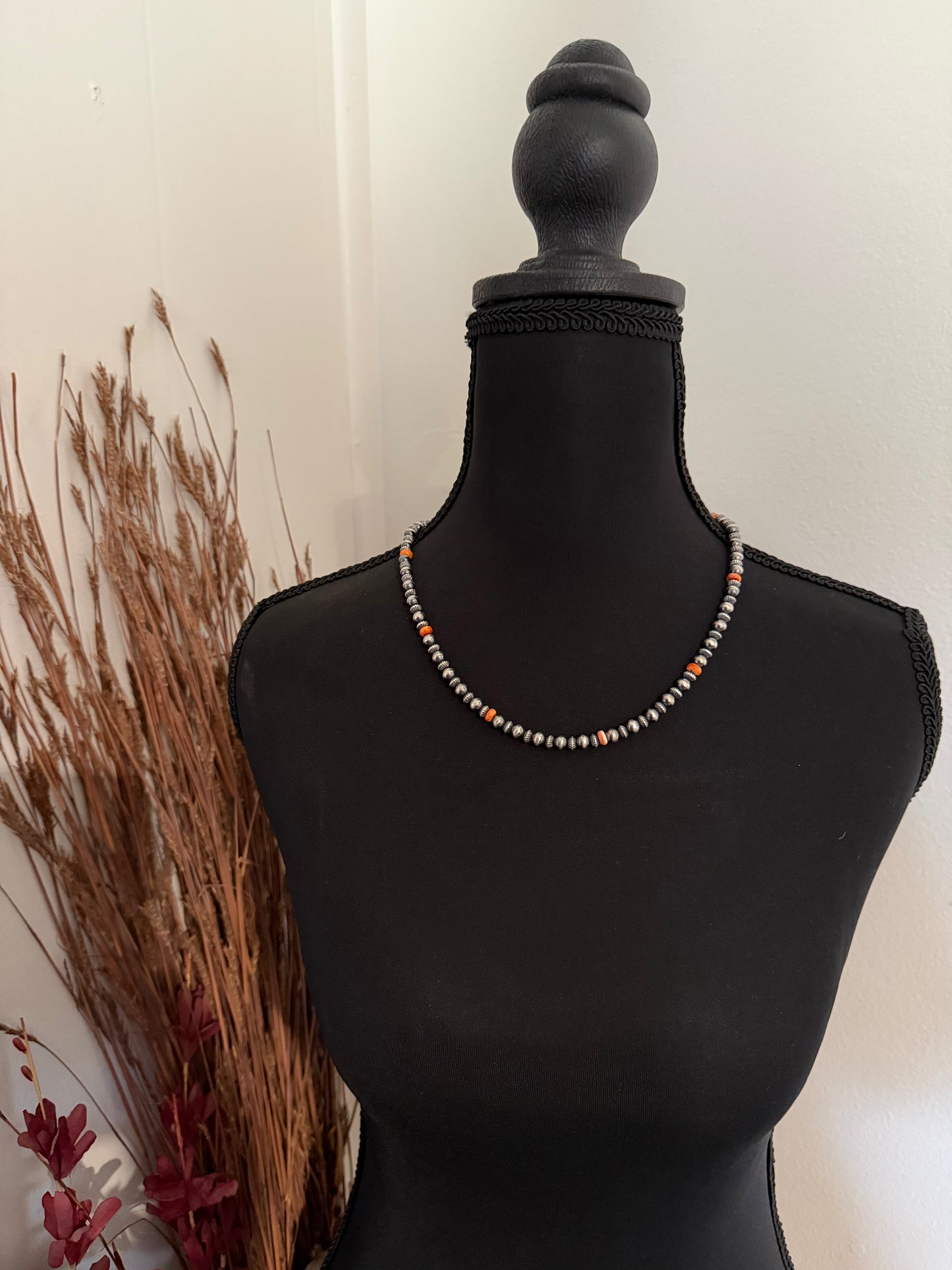 Remi Orange Spiny Necklace