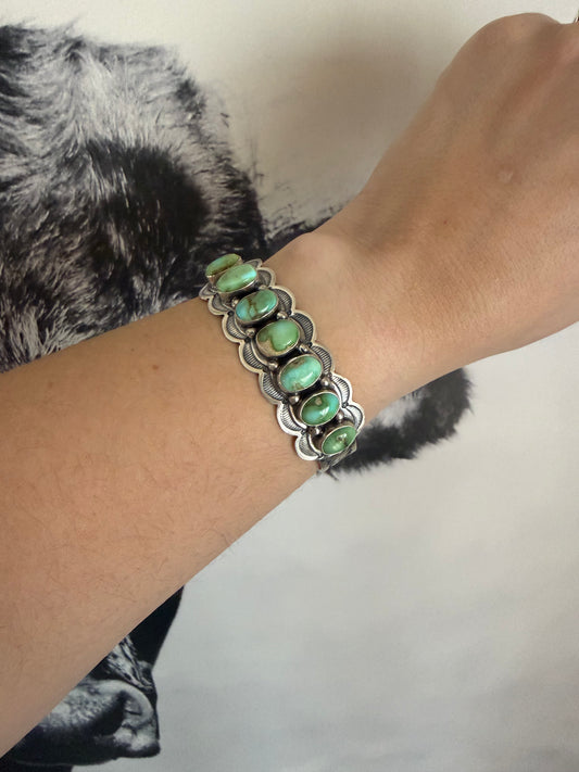 7 Stone Scalloped Royston Cuff