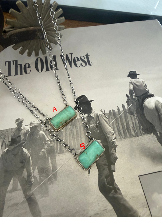 Royston Bar Necklace