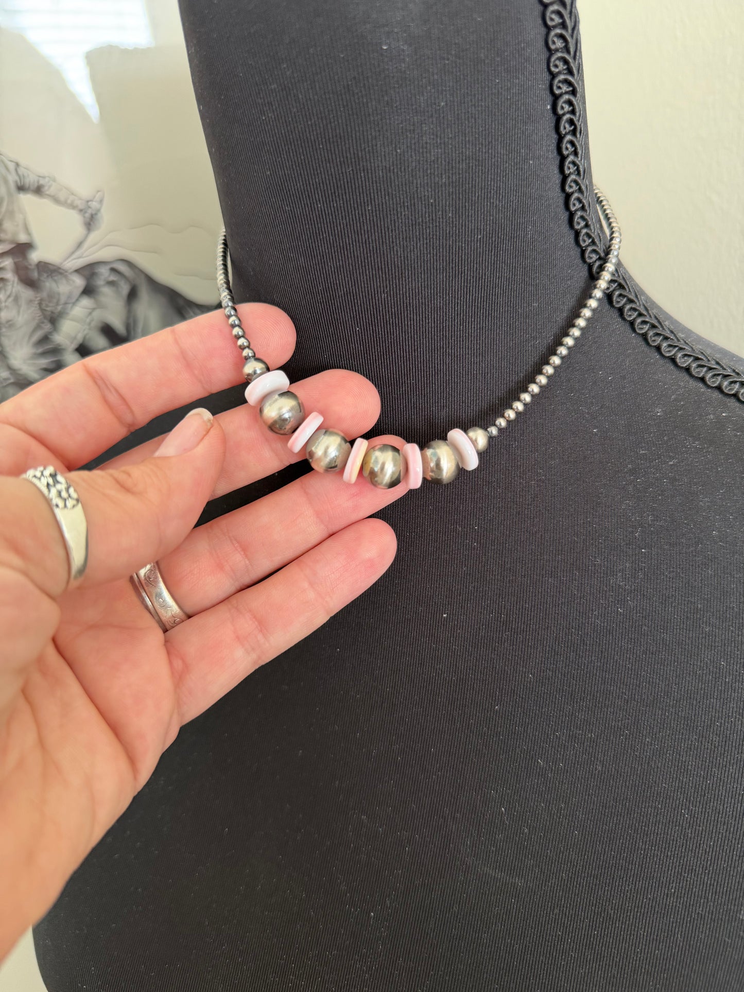 3mm Choker with Pink Conch Discs