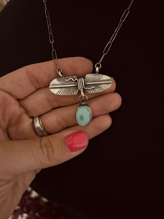 Carico Lake Feather Bar Necklace