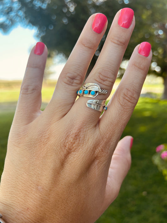 Adjustable Feather Ring